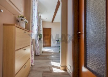 Hall / corridoio - Bilocale via Bosisio
 
12, Lonate Pozzolo - foto 11