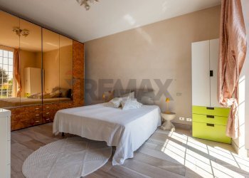 Camera / camera da letto - Bilocale via Bosisio
 
12, Lonate Pozzolo - foto 17