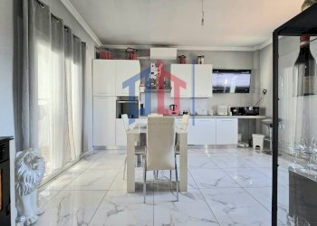 Foto 4 - Trilocale VIA SVEZIA
 
31, Pomezia - foto 4