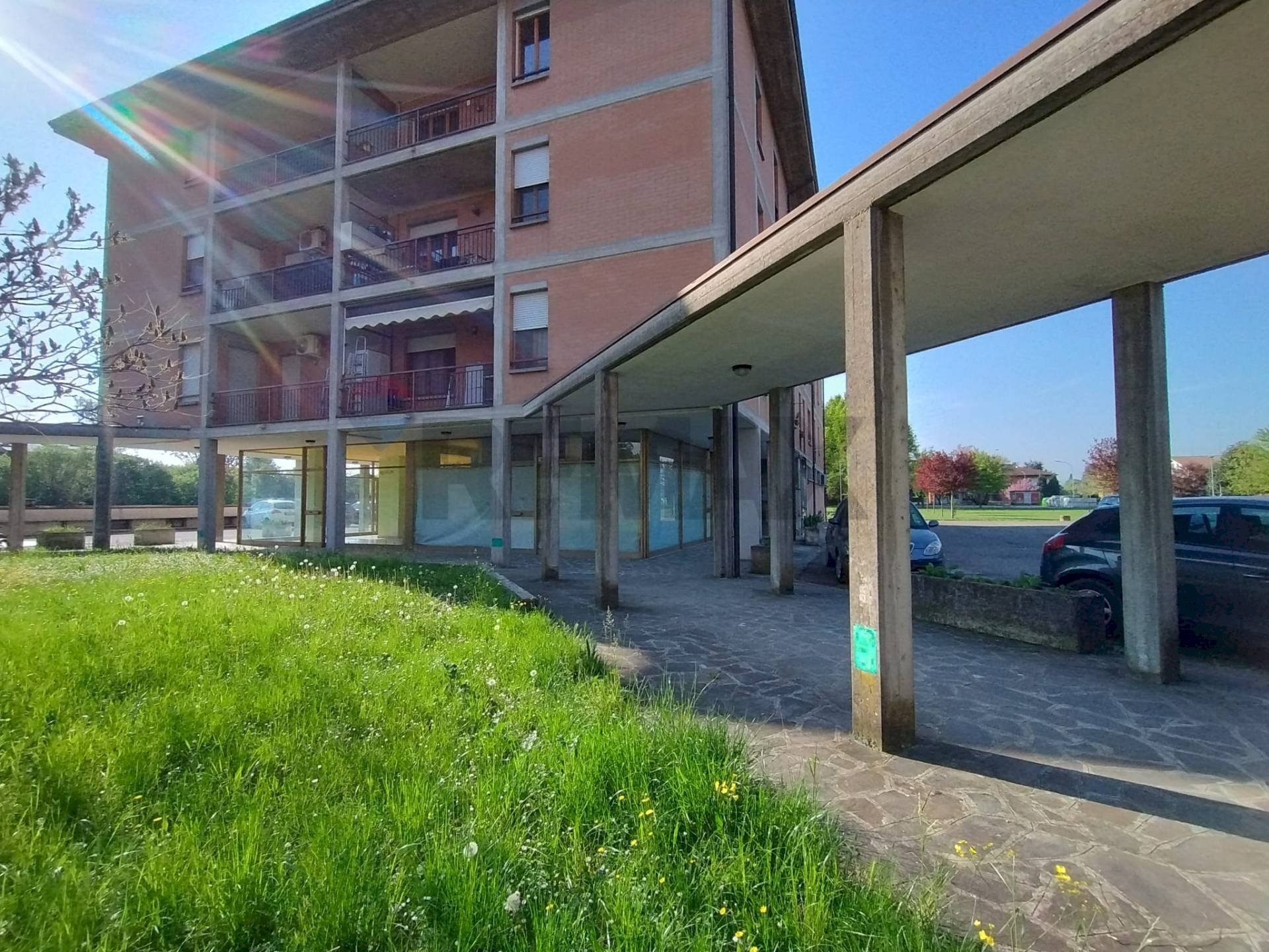 Edificio all\'aperto - Commercial Premises Gugielmo da Gattatico
 
3, Gattatico - photo 2