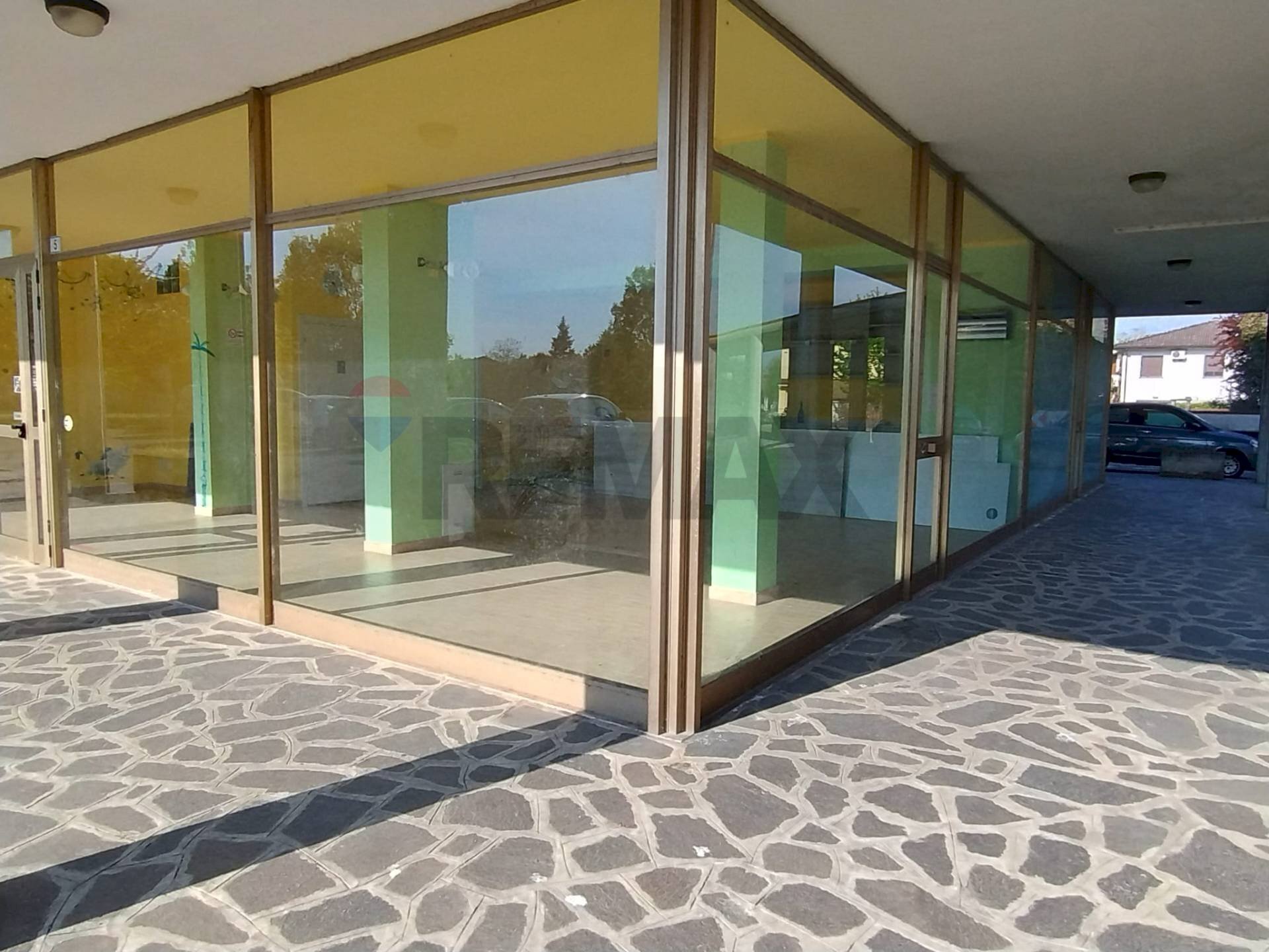 Terrazza - Commercial Premises Gugielmo da Gattatico
 
3, Gattatico - photo 3
