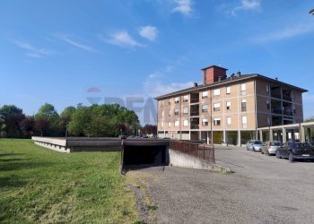 Edificio all\'aperto - Locale Commerciale Gugielmo da Gattatico
 
3, Gattatico - foto 11