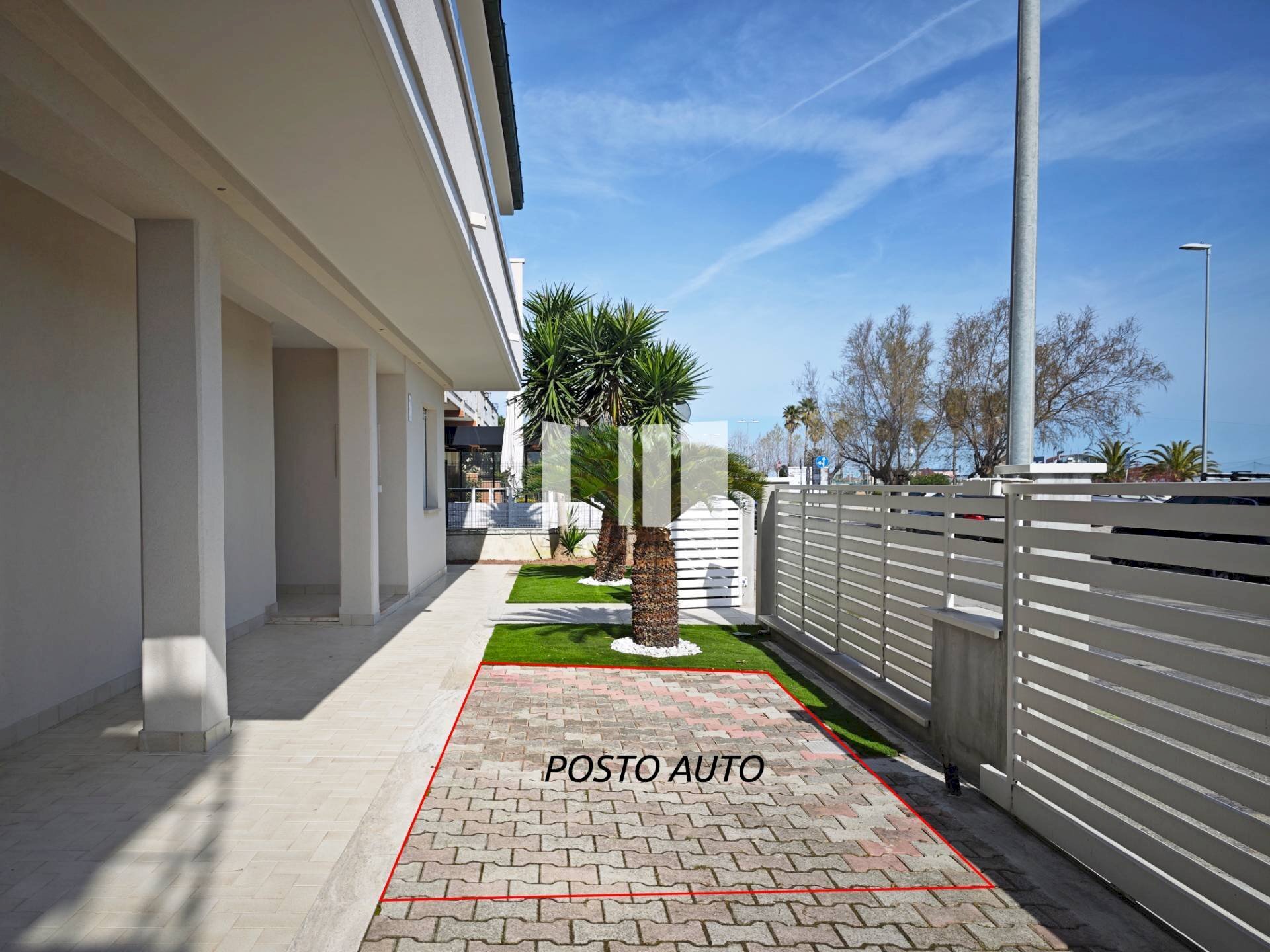 Foto 2 - Trilocale Lungomare Rodi
 
6, Giulianova - foto 2