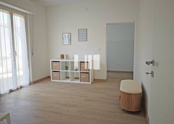 Foto 20 - Trilocale Lungomare Rodi
 
6, Giulianova - foto 20