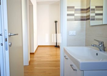 Foto 11 - Quadrilocale Via Parini
 
16, Giulianova - foto 11