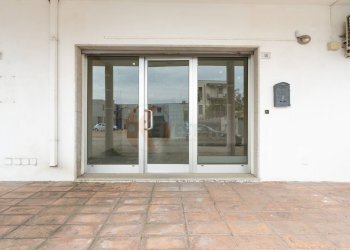 Foto 2 - Locale Commerciale Via Meucci
 
14, Olbia - foto 2