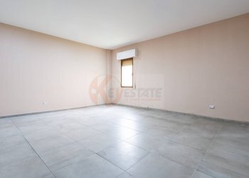 Foto 13 - Locale Commerciale Via Meucci
 
14, Olbia - foto 13