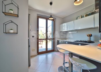 Foto 6 - Trilocale VIA SANDRO PERTINI
 
29, Roncello - foto 6