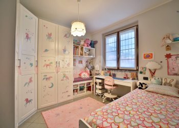 Foto 12 - Trilocale VIA SANDRO PERTINI
 
29, Roncello - foto 12