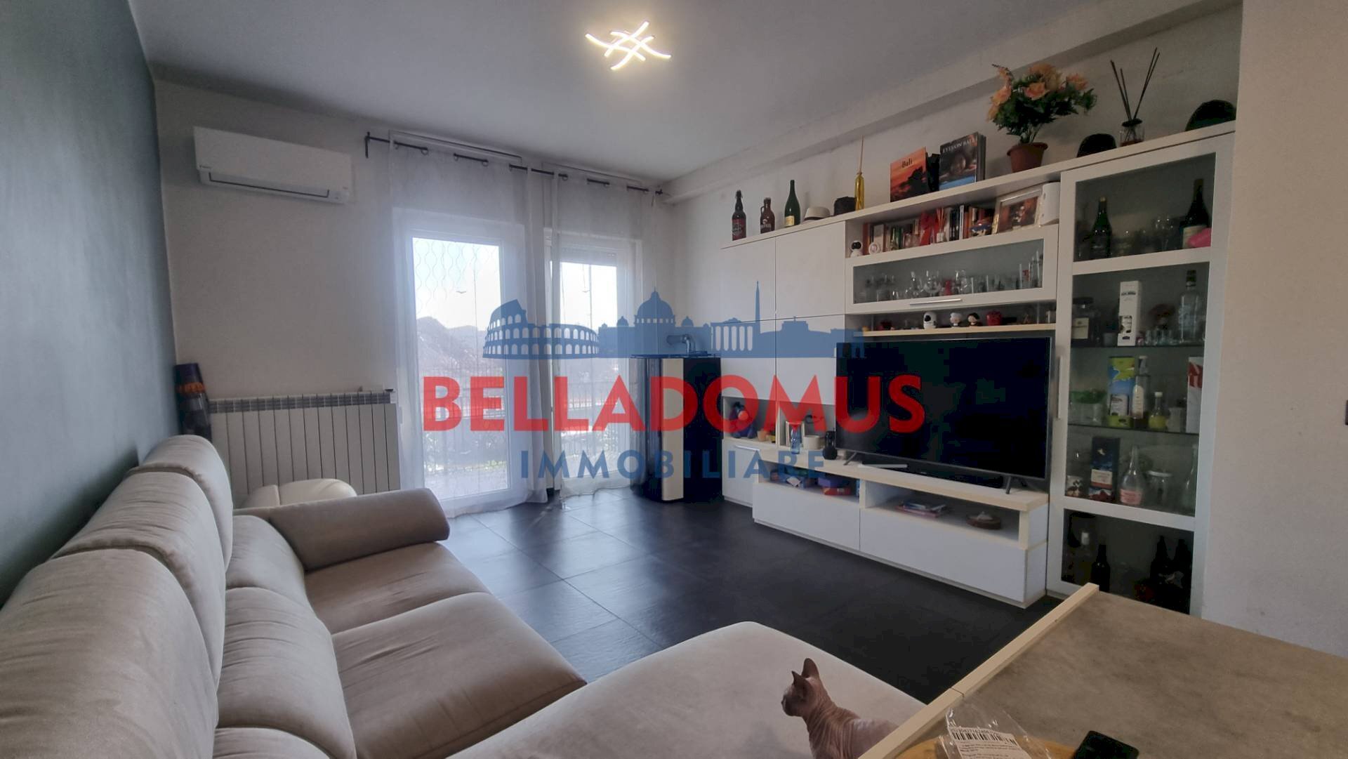 Foto 1 - Quadrilocale Via dei Castelli Romani
 
122, Pomezia - foto 1