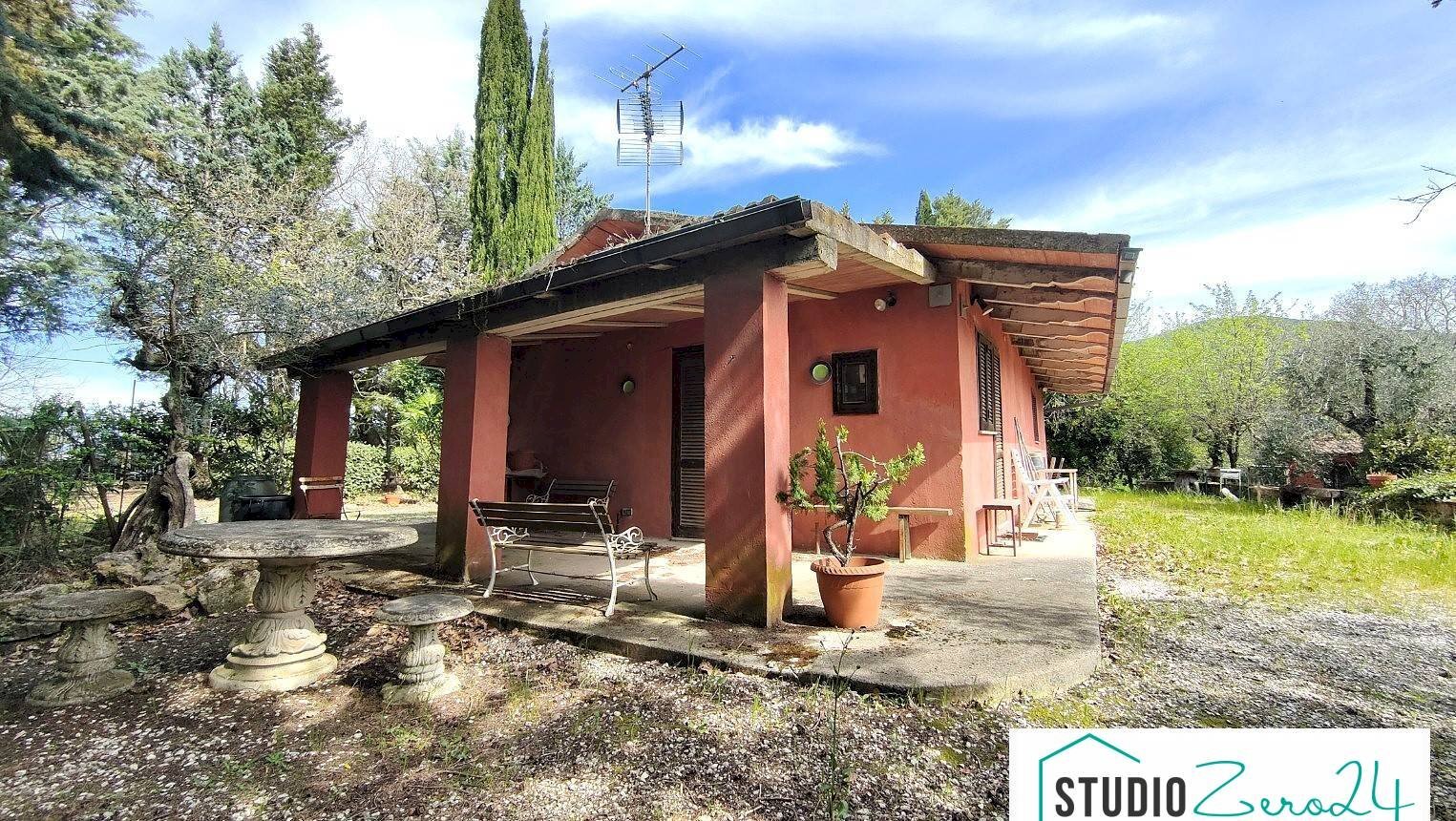 Foto 1 - Casa indipendente rimembranze
 
22, Amelia - foto 1