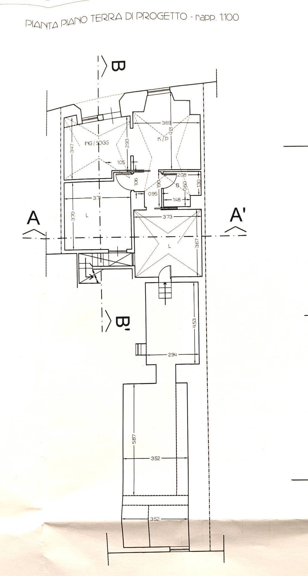 Foto 35 - Casa indipendente Via Roma
 
99, Alezio - planimetria 1