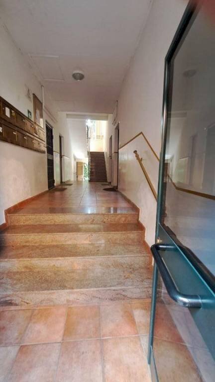 Interno palazzo - Warehouse via Carlo Cignani, Bologna (neighborhood Bolognina) - photo 1