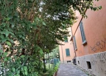 Facciata - Warehouse via Carlo Cignani, Bologna (neighborhood Bolognina) - photo 4