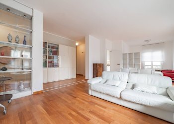 Foto 4 - Quadrilocale Via Antonio Smareglia
 
1, Milano - foto 4