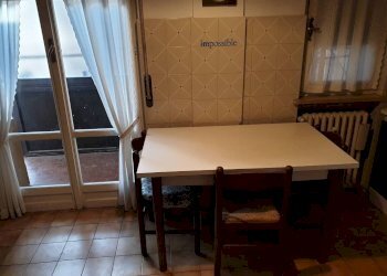 Cucina - Four-room apartment strada Matteo Renato Imbriani, 69, Parma (neighborhood Oltretorrente) - photo 5