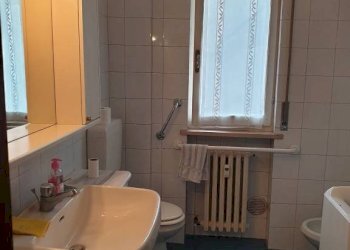 Bagno - Four-room apartment strada Matteo Renato Imbriani, 69, Parma (neighborhood Oltretorrente) - photo 17