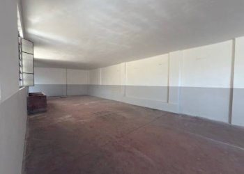 Box auto - Three-room apartment via Carlo Carcano, 2, Varese (neighborhood Biumo Inferiore) - photo 17