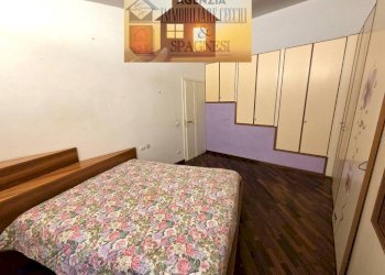 Camera da letto - Casa indipendente via Pistoiese, 100A, Campi Bisenzio - foto 24