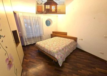 Camera da letto - Casa indipendente via Pistoiese, 100A, Campi Bisenzio - foto 33