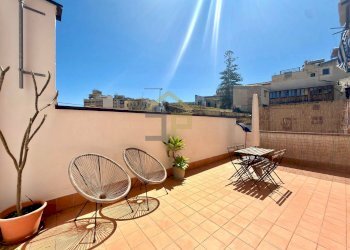 Foto 2 - Trilocale Via Cappuccini
 
64, Palermo - foto 2