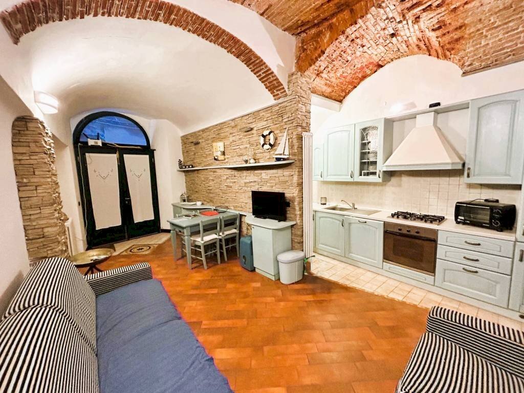 Cucina - Trilocale via Giuseppe Garibaldi, Camogli - foto 2