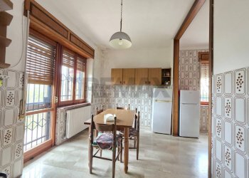 Sala da pranzo - Villa via Brunetta
 
9, Dipignano - foto 16