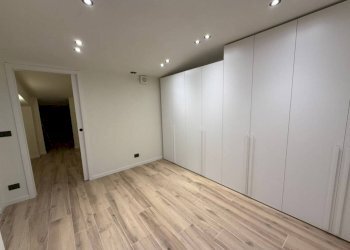 Stanza non arredata - Loft via Ugo Foscolo, 4, Torino (zona San Salvario) - foto 14