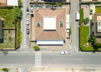 Foto 4 - Attività Commerciale Via Trincea delle Frasche
 
65, Fiumicino - foto 4