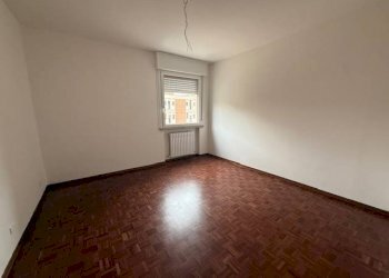 Camera da letto - Quadrilocale via Carlo Sigonio, Modena - foto 10