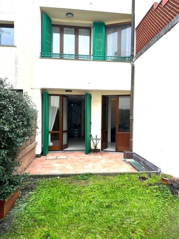 Facciata - Quadrilocale Cento - foto 3