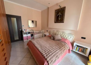 Camera da letto - Bilocale via Renato Martorelli, 79, Torino (zona Barriera Milano) - foto 14