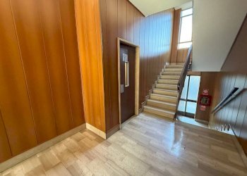 Interno palazzo - Quadrilocale corso Vercelli, 231, Torino (zona Rebaudengo) - foto 3