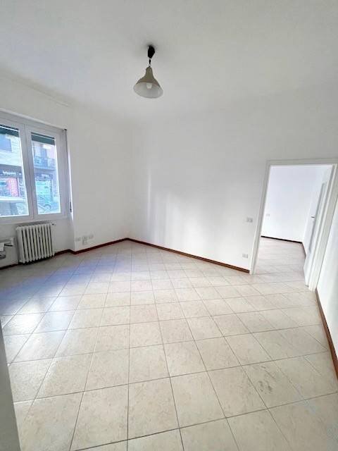 Camera da letto - Bilocale piazza Emilio Salgari, Milano - foto 1