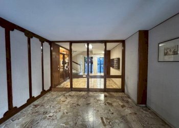 Interno palazzo - Trilocale via Pasquale Revoltella, Roma - foto 2