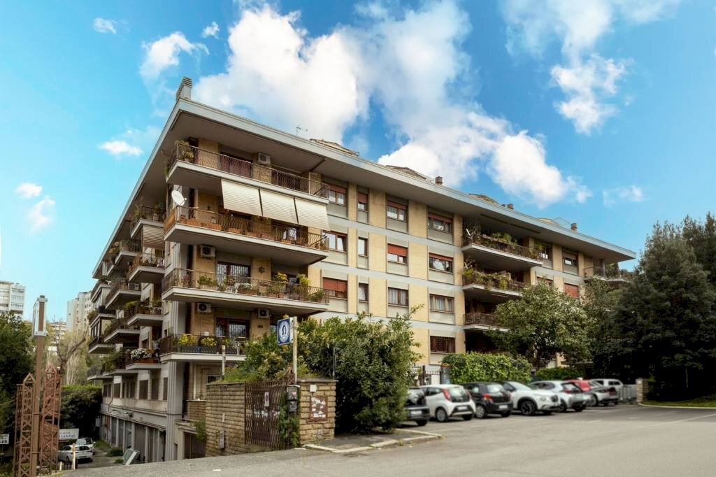 Facciata - Quadrilocale via Giuseppe Armellini, Roma - foto 1