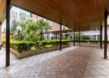 Cortile interno - Quadrilocale via Giuseppe Armellini, Roma - foto 5