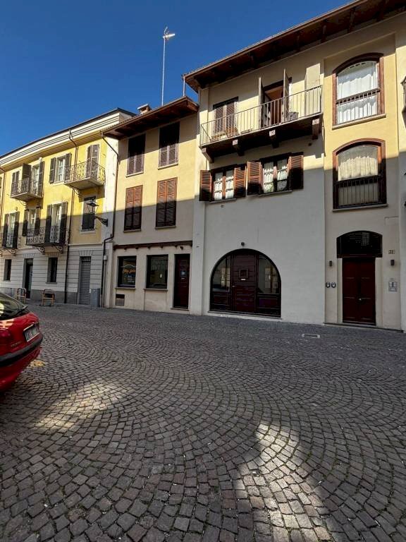 Facciata - Attività Commerciale Cuneo (zona Centro) - foto 2