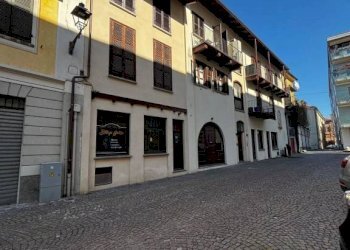 Facciata - Attività Commerciale Cuneo (zona Centro) - foto 1