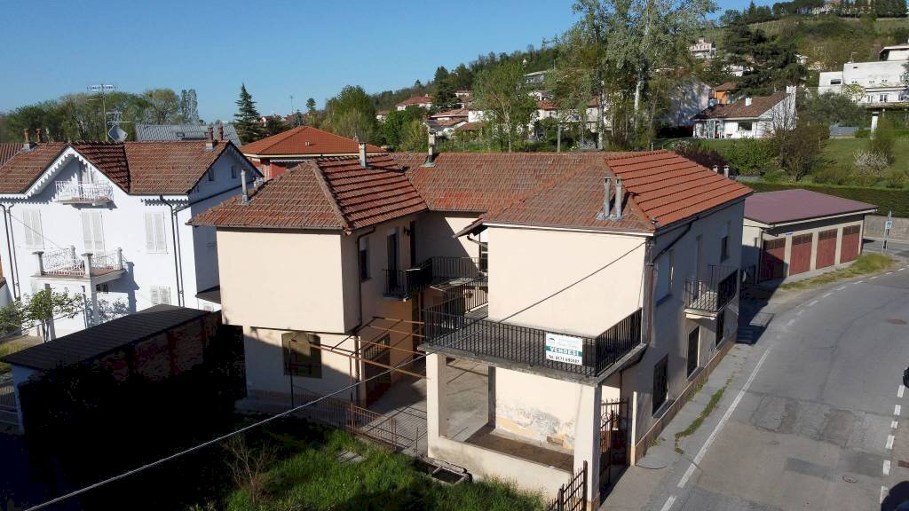 Vista - Villa via 25 Aprile, 7, Alba - foto 1