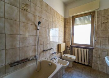 Bagno - Villa via 25 Aprile, 7, Alba - foto 21