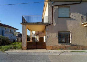 Facciata - Villa via 25 Aprile, 7, Alba - foto 22