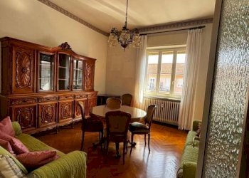 Soggiorno - Appartamento via Piero Gobetti, 8, Cuneo (zona Donatello) - foto 6