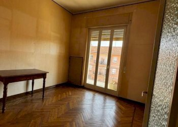 Camera da letto - Appartamento via Piero Gobetti, 8, Cuneo (zona Donatello) - foto 19