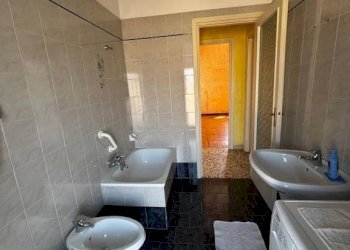 Bagno - Appartamento via Piero Gobetti, 8, Cuneo (zona Donatello) - foto 33