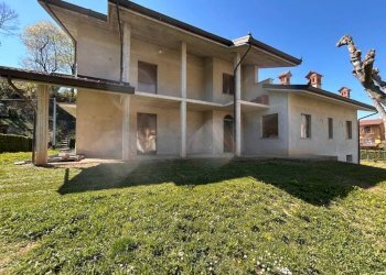 Facciata - Villa via Fratelli Bottero, 1, Chiusa di Pesio - foto 1