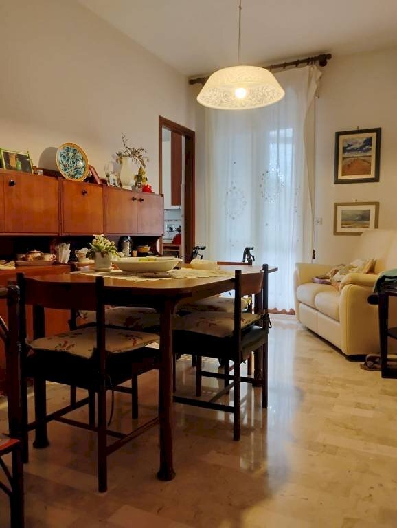 Sala da pranzo - Appartamento corso Giuseppe Garibaldi, 32, Venaria Reale - foto 3