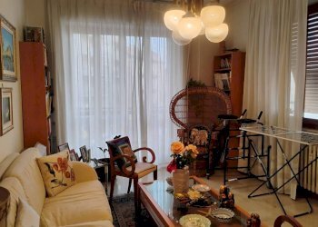 Salone - Appartamento corso Giuseppe Garibaldi, 32, Venaria Reale - foto 9