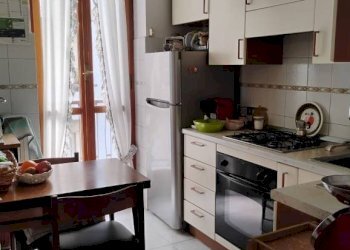Cucina - Appartamento corso Giuseppe Garibaldi, 32, Venaria Reale - foto 7