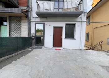 Cortile interno - Three-room apartment via Andrea Costa, 8, Pianoro - photo 16